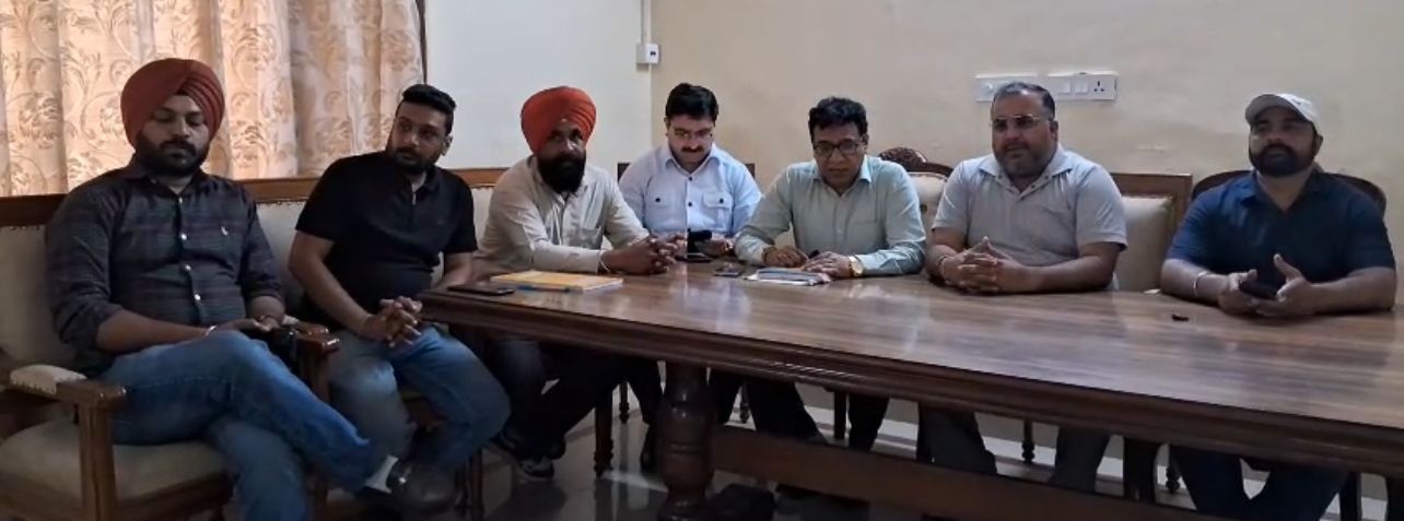 ਪੱਤਰਕਾਰਾਂ ਨਾਲ ਅਣਉਚਿਤ ਵਿਵਹਾਰ ਬਰਦਾਸ਼ਤ ਨਹੀਂ ਕੀਤਾ ਜਾਵੇਗਾ : ਰਜੇਸ਼ ਗਿੱਲ