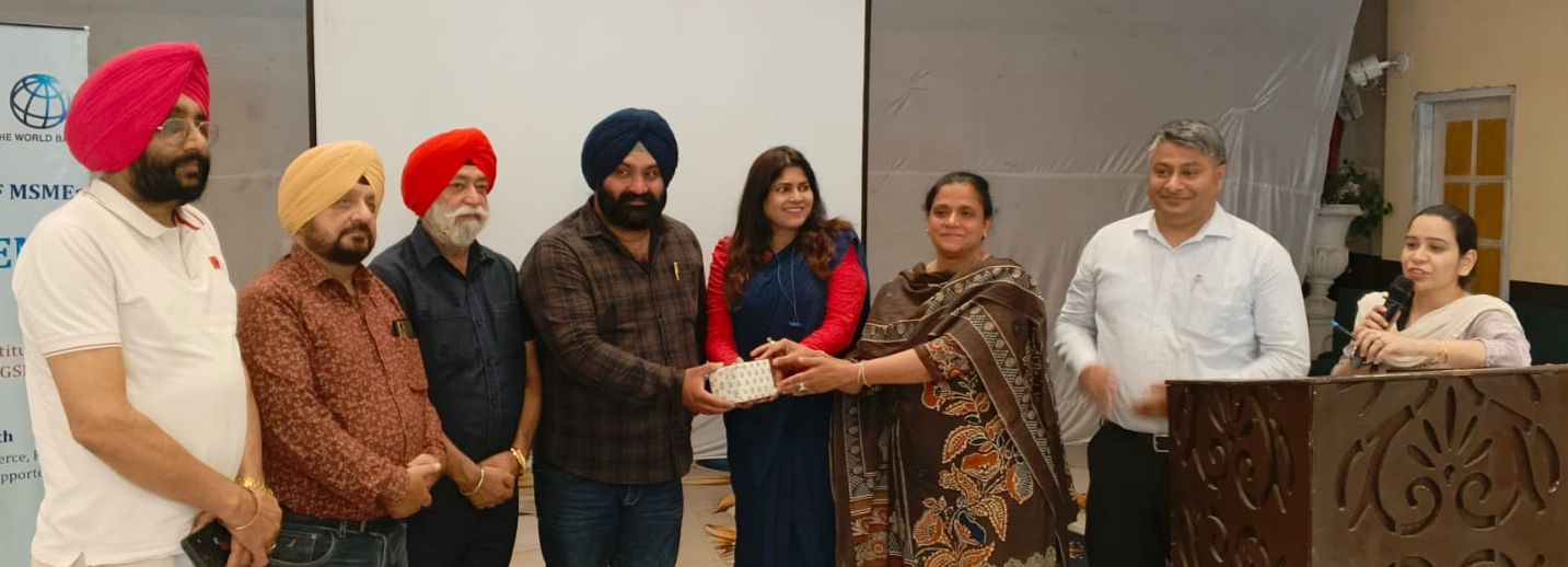 ਗੁਰੂ ਨਗਰੀ ਦੇ ਸਨਅਤਕਾਰਾਂ ਨੂੰ ਪੰਜਾਬ ਸਰਕਾਰ ਦੀ ਉਦਯੋਗਿਕ ਅਤੇ ਵਪਾਰ ਨੀਤੀ 2026 ਬਾਰੇ ਜਾਣਕਾਰੀ ਦੇਣ ਲਈ ਸੈਮੀਨਾਰ 