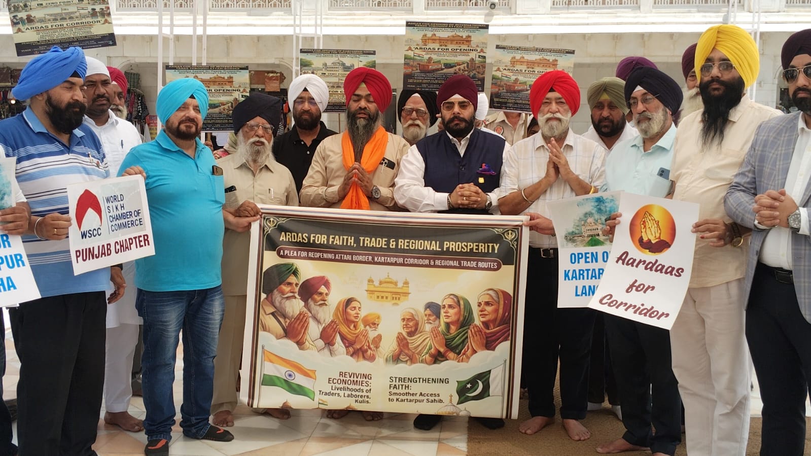 ਪਰਮੀਤ ਚੱਢਾ ਅਤੇ ਰਜਿੰਦਰ ਮਰਵਾਹਾ ਦੀ ਅਗਵਾਈ ਹੇਠ ਅਟਾਰੀ-ਵਾਘਾ ਬਾਰਡਰ ‘ਤੇ ਵਪਾਰ ਬਹਾਲੀ ਲਈ ਅਰਦਾਸ ਬੇਨਤੀ ਅਤੇ ਮਾਰਚ