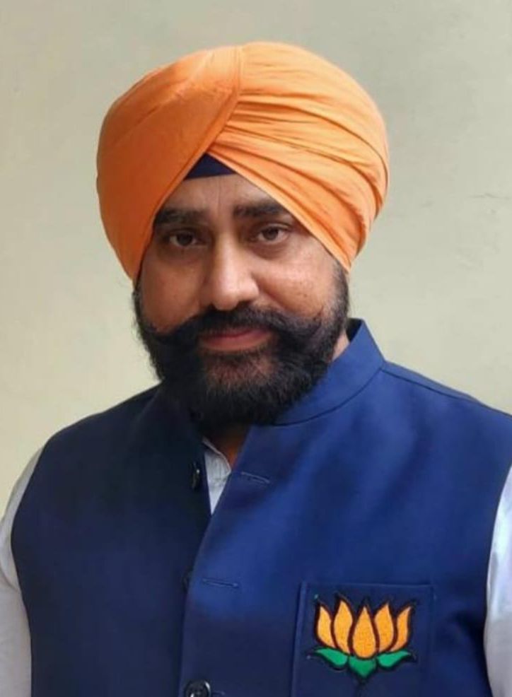 ਸੰਵਿਧਾਨ ਤਹਿਤ ਰਾਸ਼ਟਰੀ ਹਿੱਤ ਵਿੱਚ ਕੀਤੇ ਗਏ ਕੰਮ ਵਿੱਚ ਰੁਕਾਵਟ ਪਾਉਣ ਦੀ ਕੋਸ਼ਿਸ਼ ਕਰਨਾ ਦੇਸ਼ਧ੍ਰੋਹ ਹੈ: ਹਰਵਿੰਦਰ ਸੰਧੂ