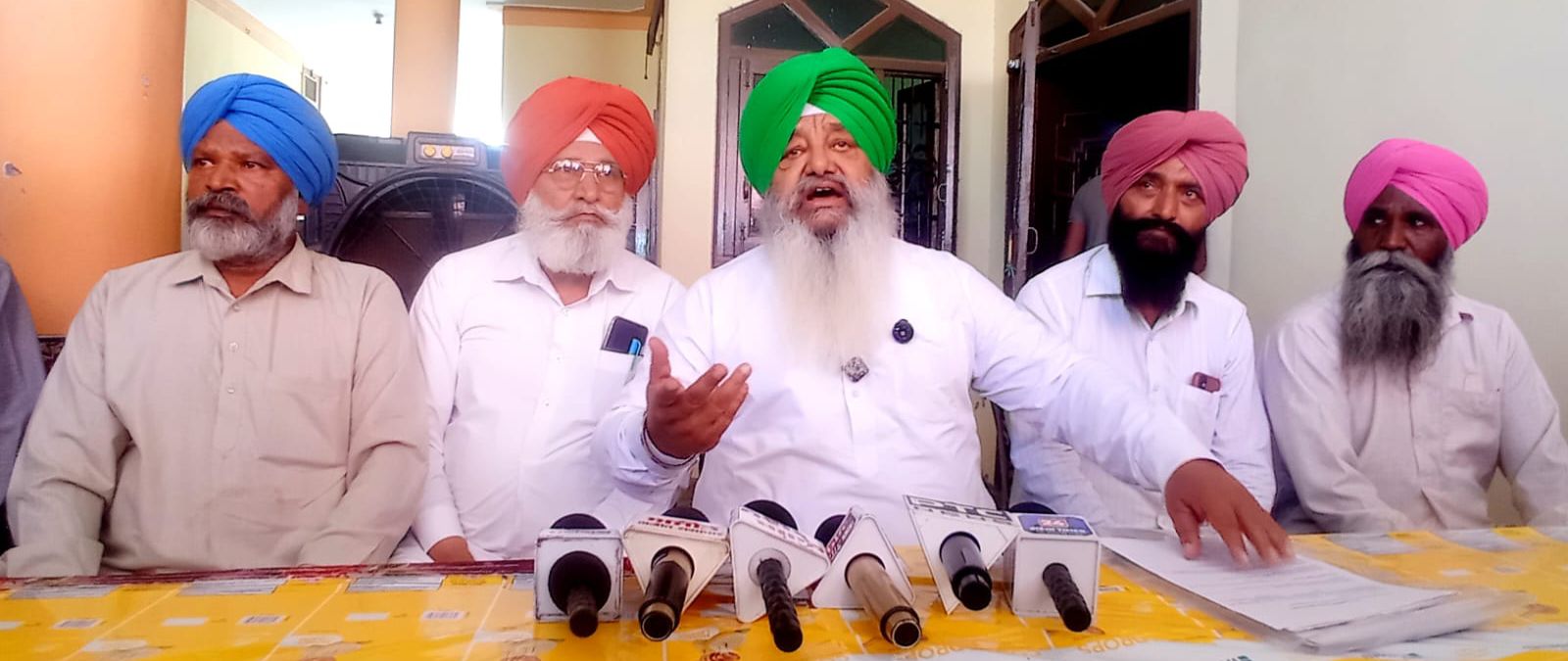 ਮਾਝੇ ਚ ਆਮ ਆਦਮੀ ਪਾਰਟੀ ਨੂੰ ਵੱਡਾ ਝਟਕਾ, ਹਲਕਾ ਮਜੀਠਾ ਤੋਂ ਸਾਬਕਾ ਹਲਕਾ ਇੰਚਾਰਜ ਤੇ ਸੀਨੀਅਰ ਆਗੂ ਜਗਵਿੰਦਰ ਪਾਲ ਸਿੰਘ ਜੱਗਾ ਮਜੀਠਾ ਨੇ ਸੈਂਕੜੇ ਸਾਥੀਆਂ ਸਮੇਤ ਆਮ ਆਦਮੀ ਪਾਰਟੀ ਨੂੰ ਕਿਹਾ ਅਲਵਿਦਾ 