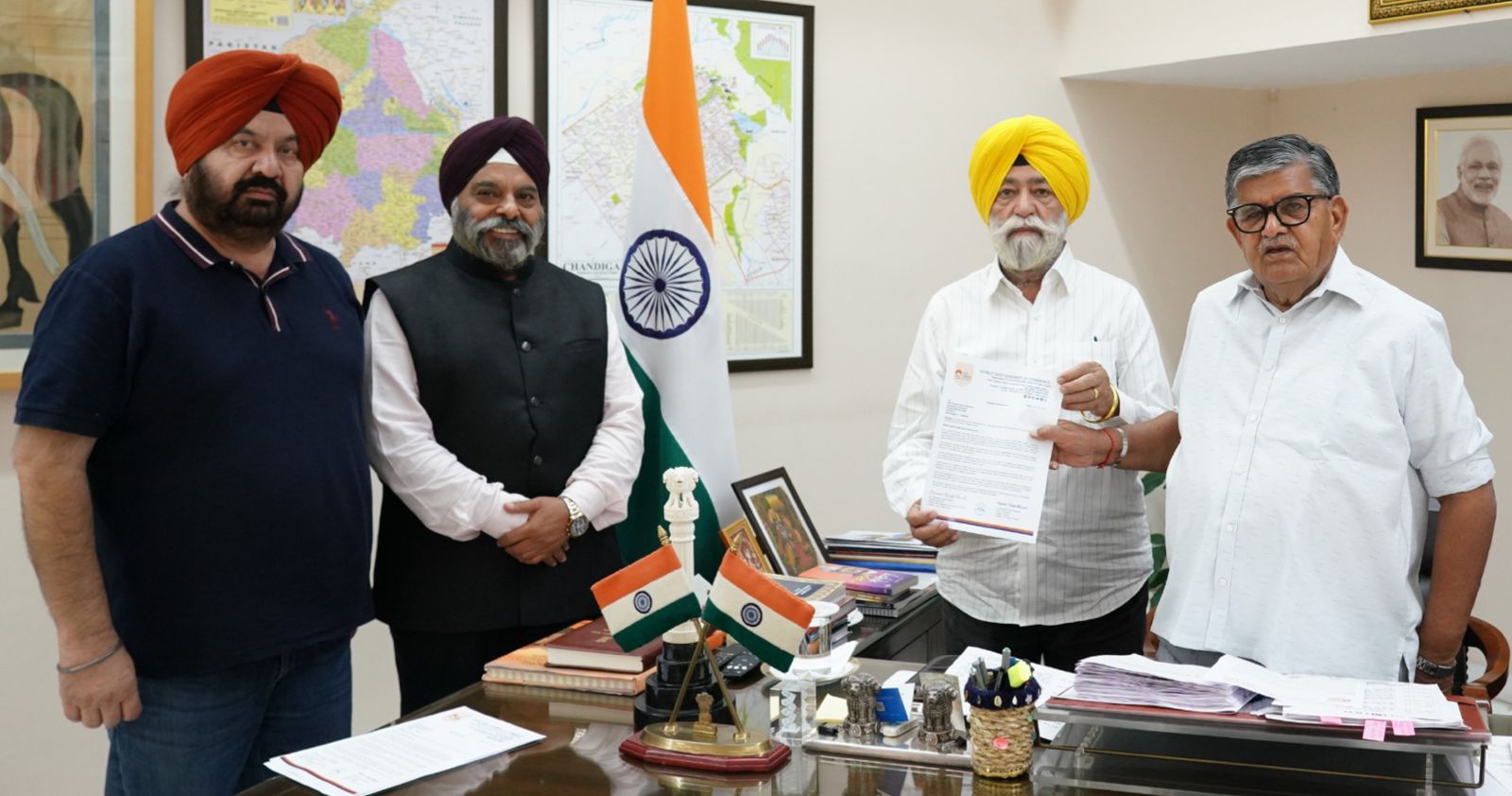 ਵਿਸ਼ਵ ਸਿੱਖ ਚੈਂਬਰ ਆਫ਼ ਕਾਮਰਸ ਵੱਲੋਂ ਗਵਰਨਰ ਪੰਜਾਬ ਨੂੰ ਮੰਗ-ਪੱਤਰ ਸੌਂਪਿਆ