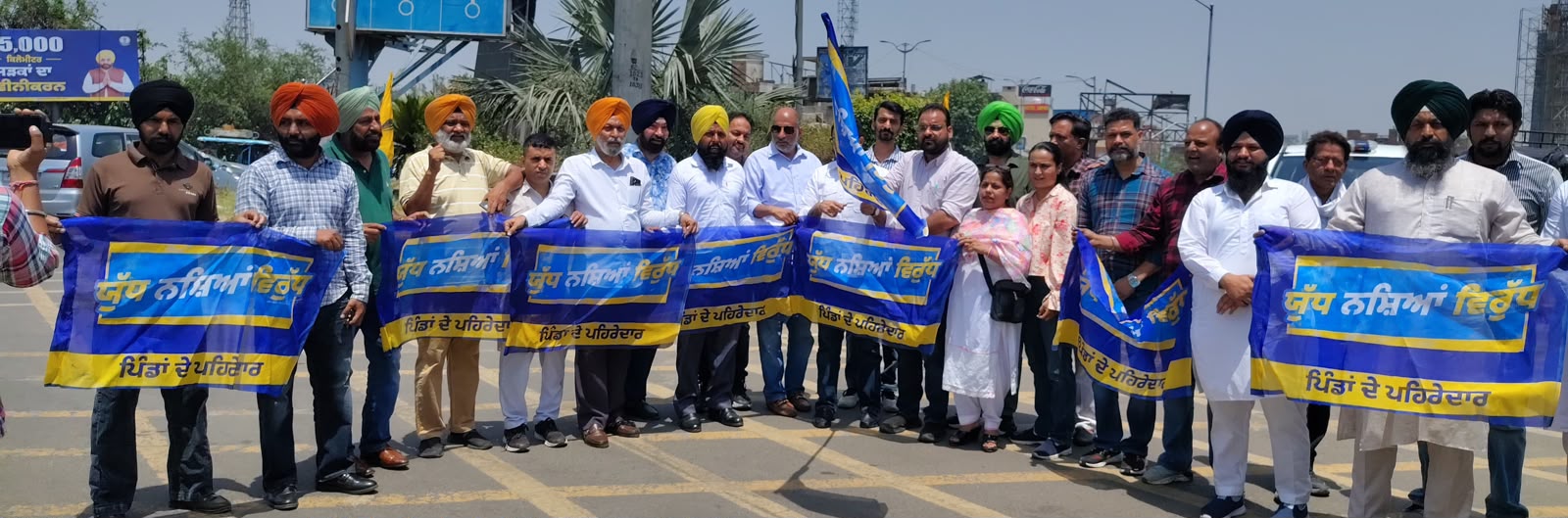 ਬੰਦੇਸ਼ਾ, ਬਰਾੜ ,ਧਵਨ ਵੱਲੋਂ, ਯੁੱਧ ਨਸ਼ਿਆਂ ਵਿਰੁੱਧ ਮੁਹਿੰਮ ਤਹਿਤ ‘ਈ-ਰਿਕਸ਼ਾ ਕਮ ਮੋਬਾਈਲ ਸ਼ਿਕਾਇਤ ਬਾਕਸ’ ਮੁਹਿੰਮ ਦੀ ਸ਼ੁਰੂਆਤ
