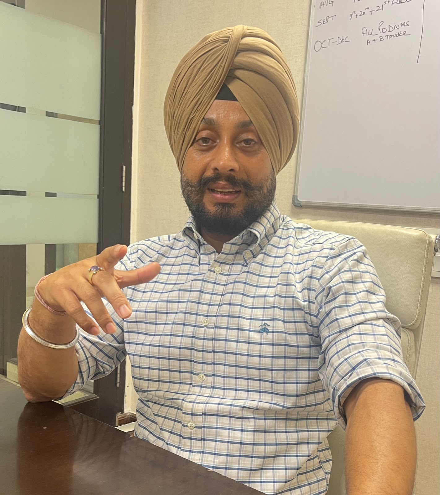 ਕੇਂਦਰੀ ਸਿੱਖਿਆ ਮੰਤਰੀ ਦਾ ਅਸਤੀਫਾ ਨੌਜਵਾਨ ਸ਼ਕਤੀ ਅਤੇ ਲੋਕਤੰਤਰ ਦੀ ਜਿੱਤ ਦਾ ਪ੍ਰਤੀਕ: ਇੰਦਰਪਾਲ ਰਾਜਾ