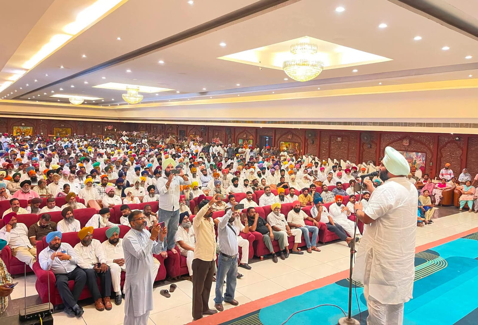 26 ਅਗਸਤ ਨੂੰ ਮੁੱਖ ਮੰਤਰੀ ਭਗਵੰਤ ਸਿੰਘ ਮਾਨ ਦੀ ਹਲਕਾ ਮਜੀਠਾ ਚ ਰੈਲੀ ਨੂੰ ਲੈ ਕੇ ‘ਆਪ’ ਨੇ ਮਜੀਠਾ ’ਚ ਕੀਤੀ ਵਿਸ਼ਾਲ ਇਕੱਤਰਤਾ